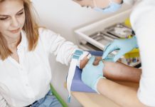 7 badań niezbędnych w praktyce trychologicznej fot. Pexels