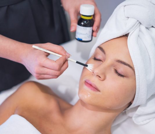 Kwas lactobionowy – profesjonalny peeling dla wrażliwych Yasumi lactobionic zabieg